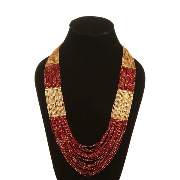 Multilayered_beaded_necklace