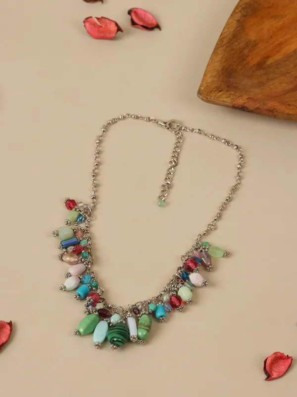 Glimmering_Cascade_Necklace