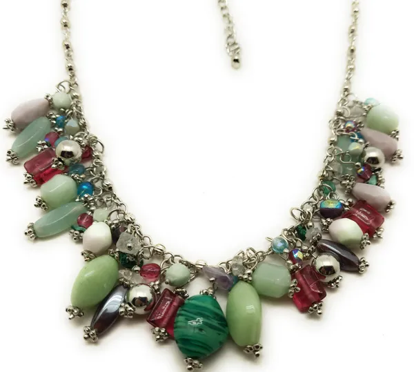 Glimmering_Cascade_Necklace