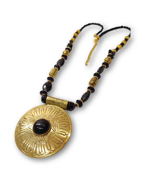 Ethnic_tribal_pendant_necklace
