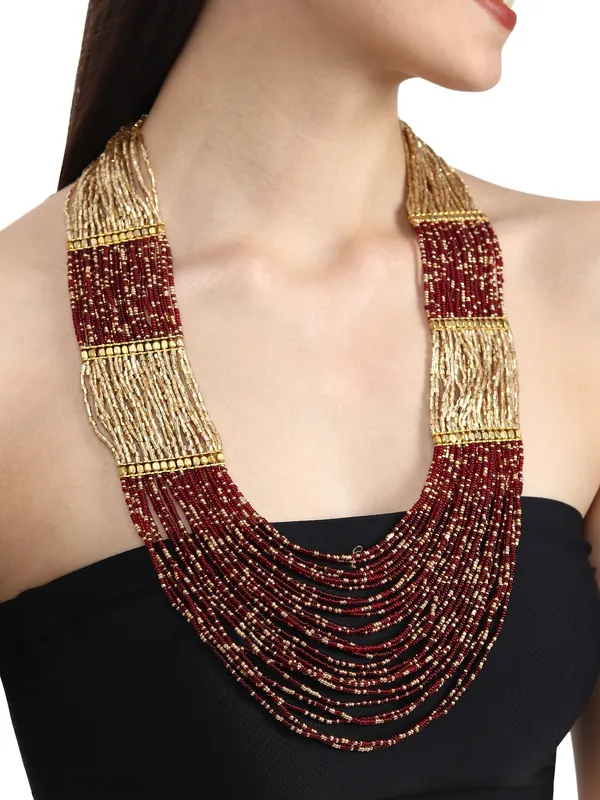 Multilayered_beaded_necklace
