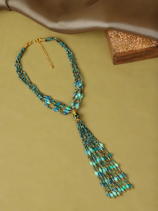 Multistrand_glass_bead_necklace