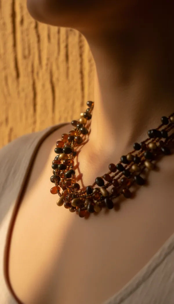 Rustic_Raffia_Rhapsody_Necklace