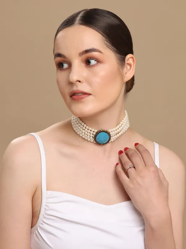Azure_Embrace_Choker_Necklace