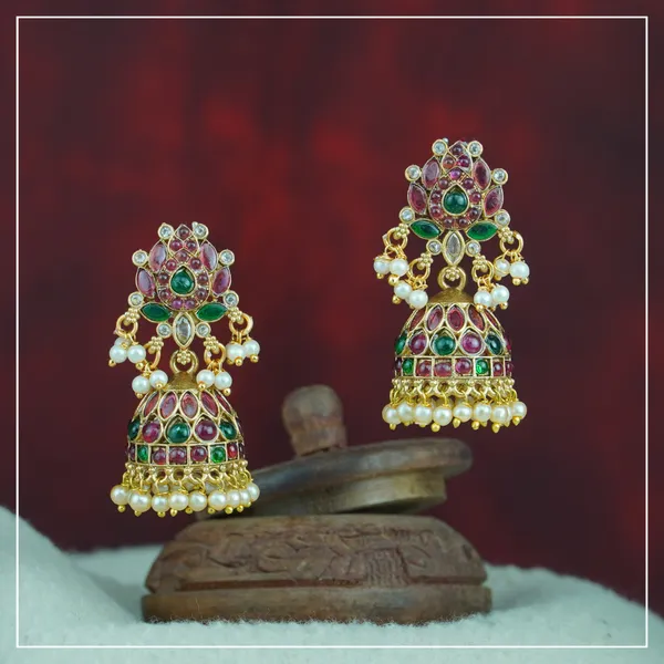 Classic_Earrings_&_Studs