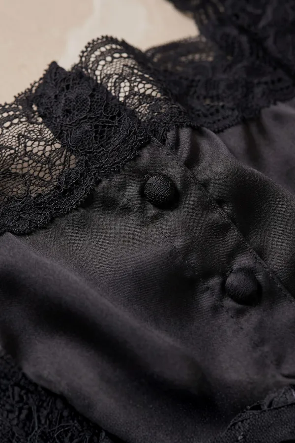 Aira_Soft_Cami_Top_-_Black