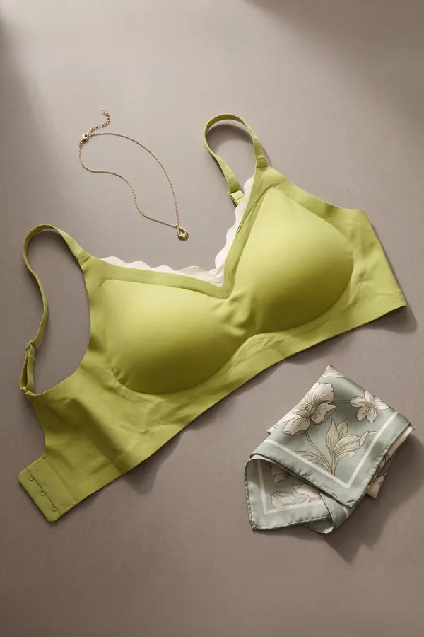 Whisper_Fit_Lime_Bra