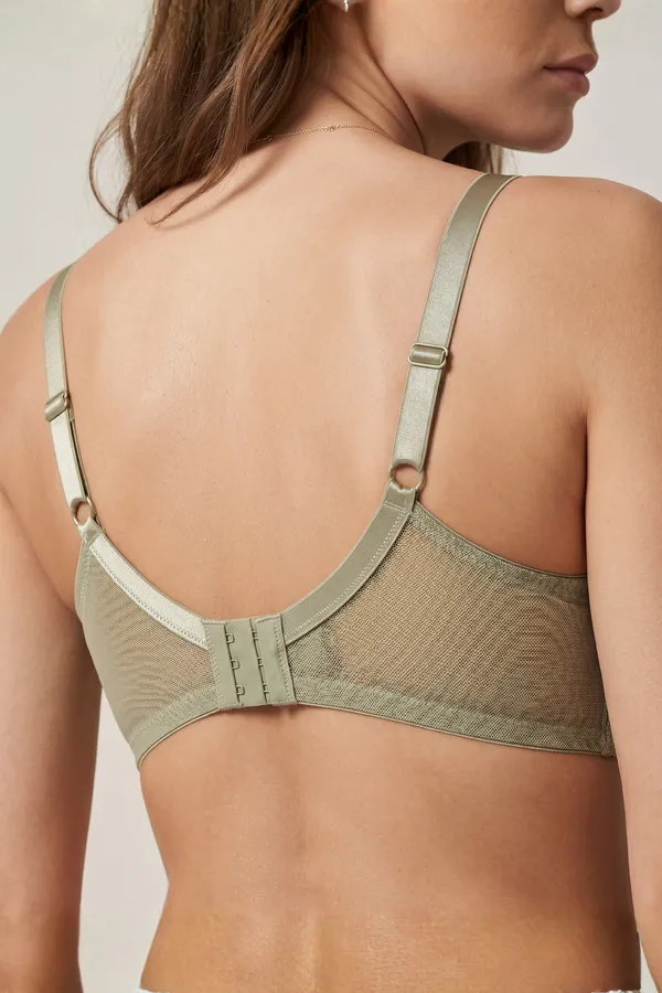 The_Duchess_Wired_Lace_Bra_-_Green