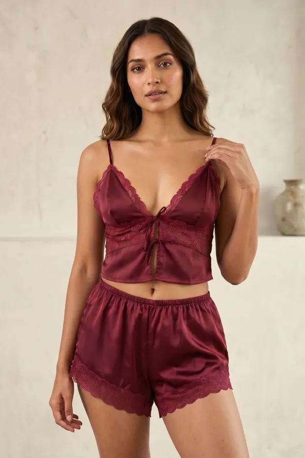 Mila_Lace_Cami_Top_-_Maroon