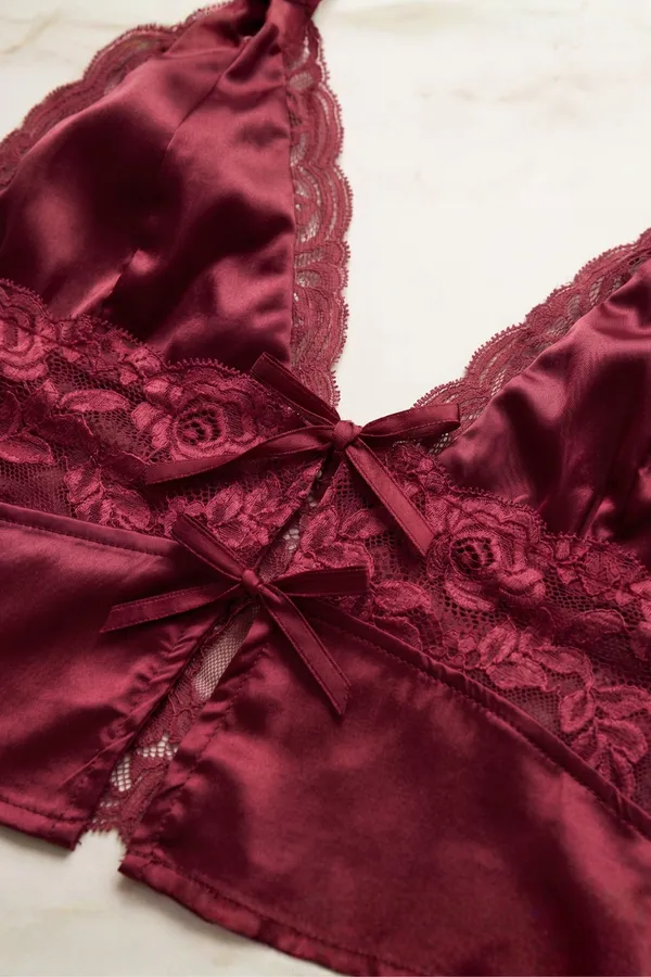 Mila_Lace_Cami_Top_-_Maroon