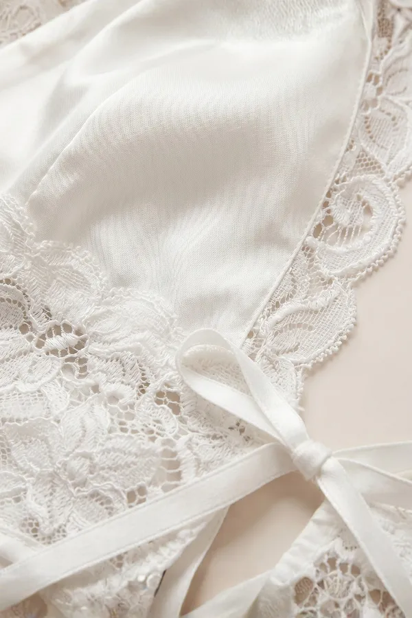 Mila_Lace_Cami_Top_-_White