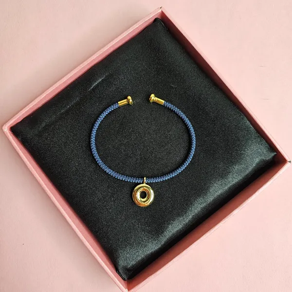 Blue_Gold_Plated_18K_Micro_Initial_Bracelet_(Intial_O)_For_Women