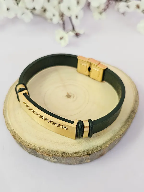 Black_&_Golden_Leather_Dragons_Bite_Bracelet_For_Men