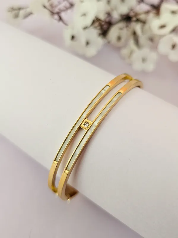Gold_Plated_18K_Micro_Golden_Strands_Bracelet_For_Women