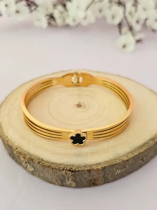 Gold_Plated_18K_Micro_Renaissance_Black-Gold_Bracelet_For_Women