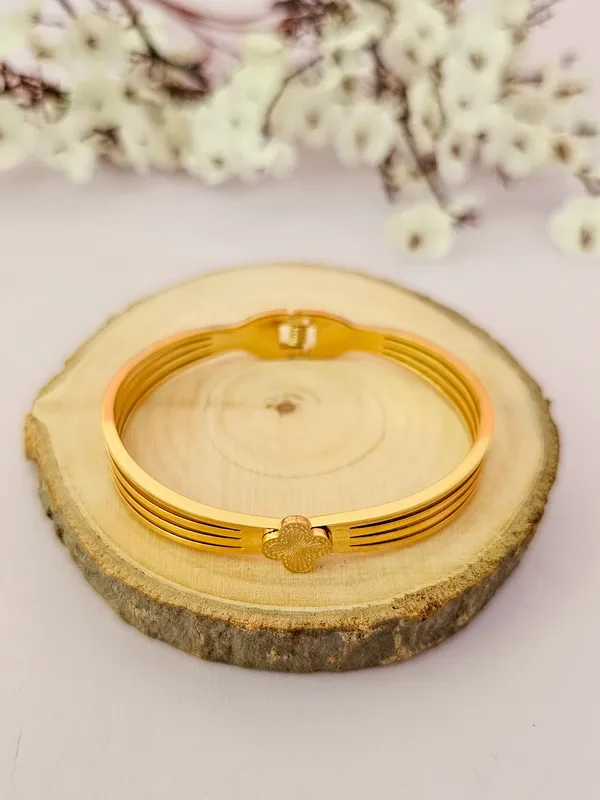 Gold_Plated_18K_Micro_Renaissance_Gold_Bracelet_For_Women