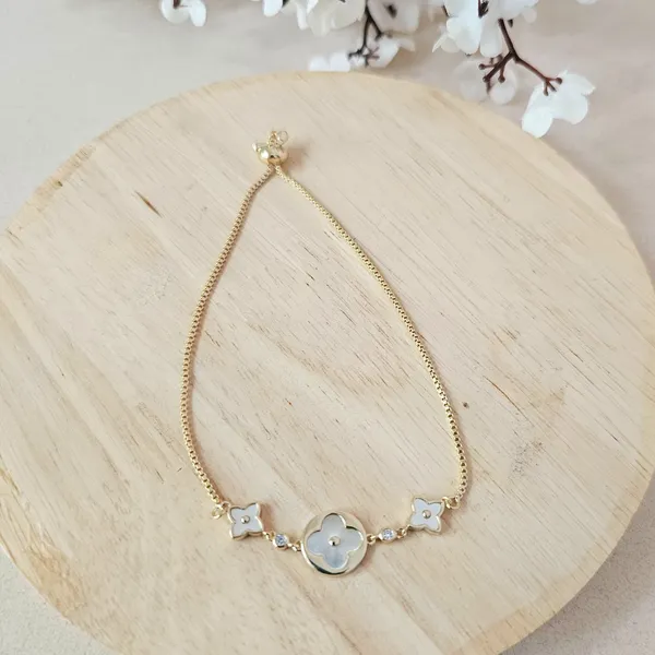 Gold_Plated_18K_Micro_White_Clover_Bracelet_For_Women