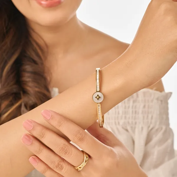 Gold_Plated_18K_Micro_Simple_Sparkle_Bracelet_For_Women