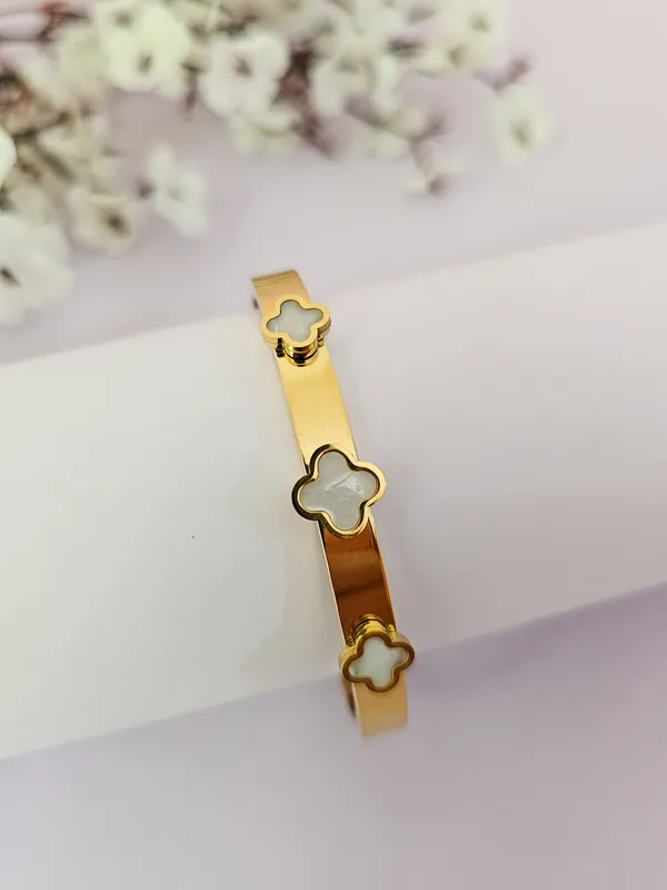 Gold_Plated_18K_Micro_White-Gold_Clover_Bracelet_For_Women