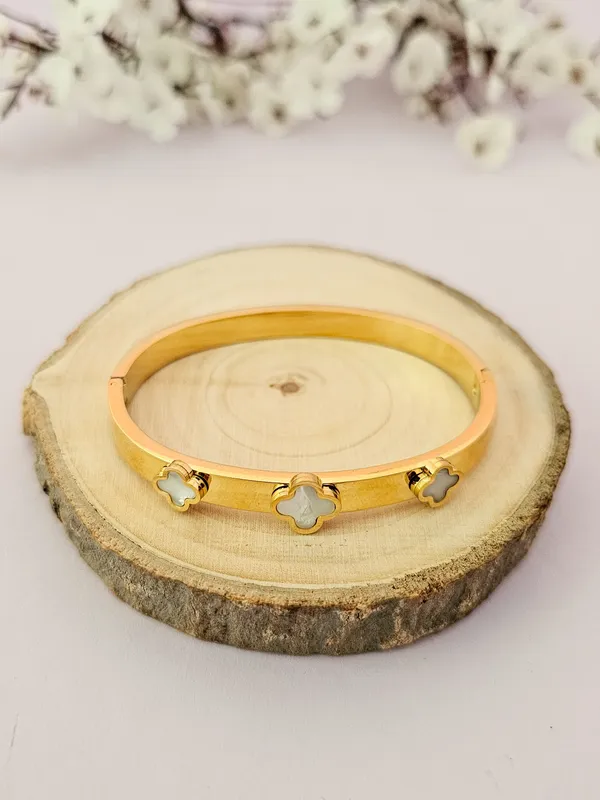 Gold_Plated_18K_Micro_White-Gold_Clover_Bracelet_For_Women
