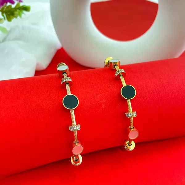 Rose_Gold_Plated_18K_Micro_Magnetic_Bracelet_For_Women