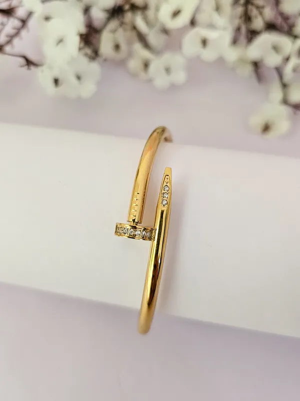 Gold_Plated_18K_Micro_Celtic_Connection_Bracelet_For_Women