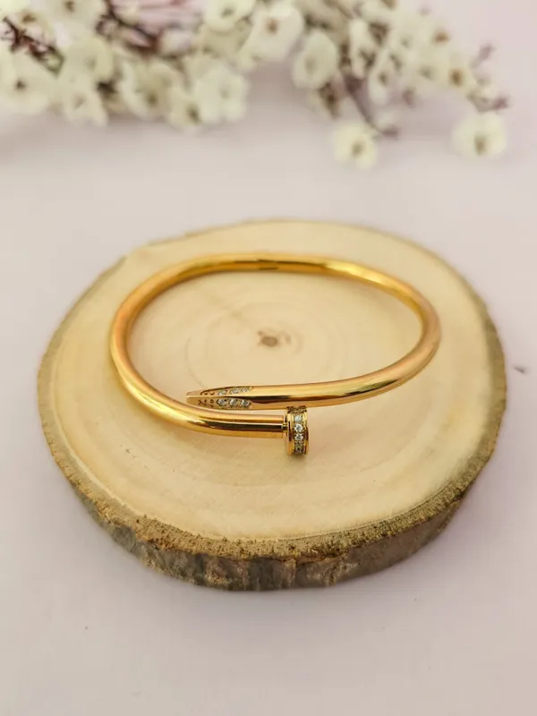 Gold_Plated_18K_Micro_Celtic_Connection_Bracelet_For_Women