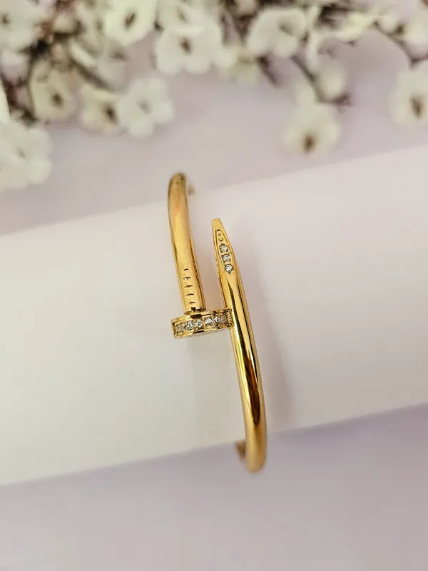 Gold_Plated_18K_Micro_Celtic_Connection_Bracelet_For_Women