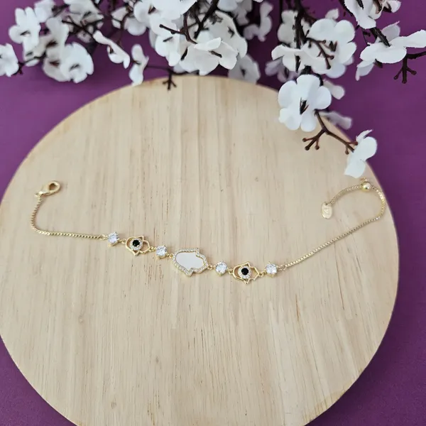 Gold_Plated_18K_Micro_Hand_Of_Harmony_Bracelet_For_Women