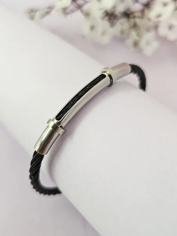 Silver_&_Black_Silver_Black_Titanium_Bracelet_For_Men