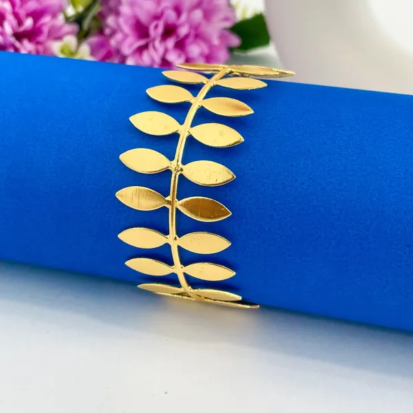 Golden_Handmade_Brass_Multi_Leaf_Bracelet_For_Women