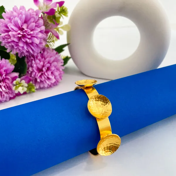 Golden_Handmade_Brass_Hammered_Plate_Bracelet_For_Women