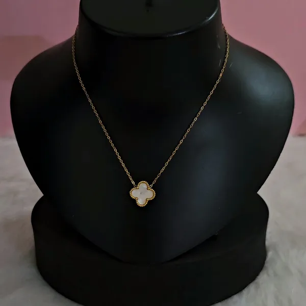 Gold_Plated_18K_Micro_Single_Clover_White_Chain_For_Women
