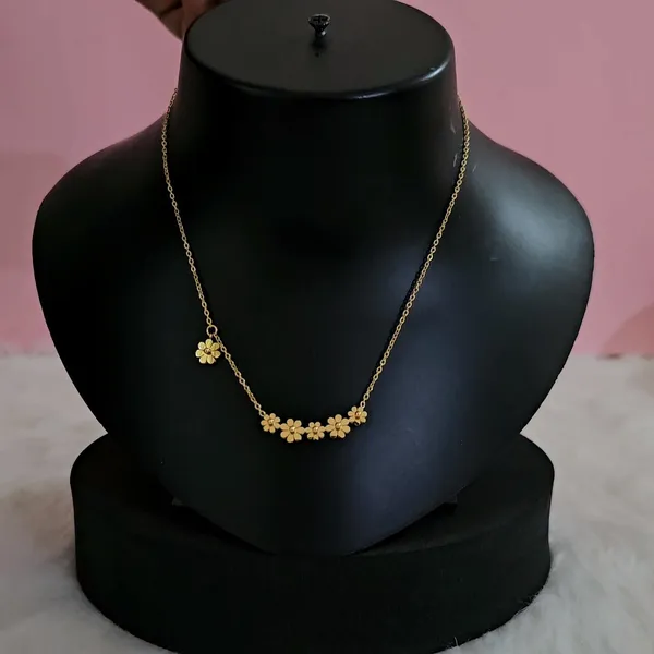 Gold_Plated_18K_Micro_Floral_Necklace_For_Women