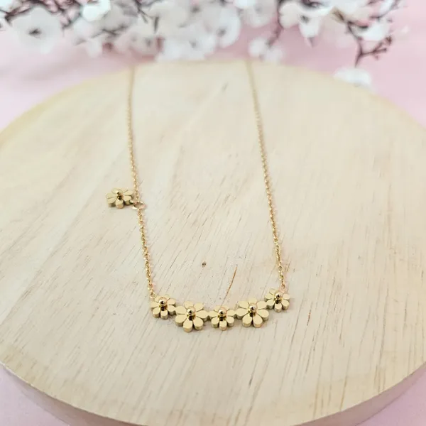 Gold_Plated_18K_Micro_Floral_Necklace_For_Women