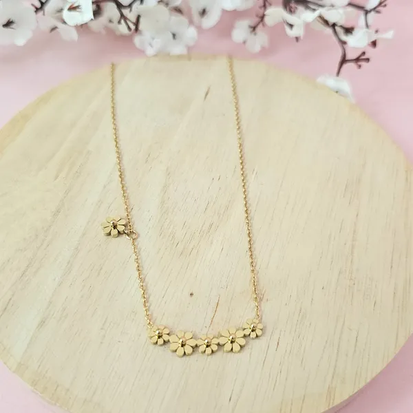 Gold_Plated_18K_Micro_Floral_Necklace_For_Women