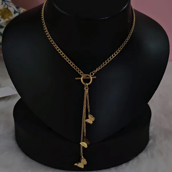 Gold_Plated_18K_Micro_Fluttering_Butterfly_Necklace_For_Women