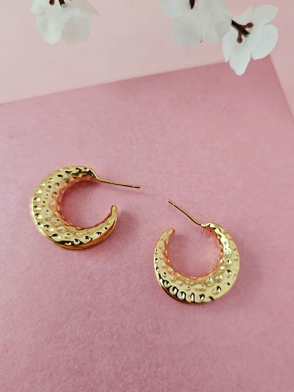 Gold_Plated_18K_Micro_Golden_Conch_Earrings_For_Women