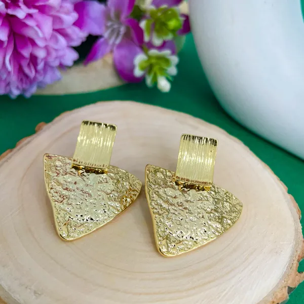 Gold_Plated_18K_Micro_Triangle_Hammered_Drops_For_Women