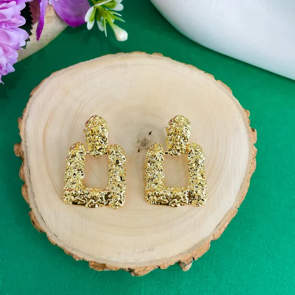 Gold_Plated_18K_Micro_Square_Hammered_Earrings_For_Women