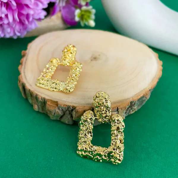 Gold_Plated_18K_Micro_Square_Hammered_Earrings_For_Women