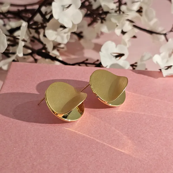 Gold_Plated_18K_Micro_Half_Open_Studs_For_Women