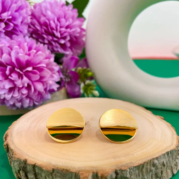 Gold_Plated_18K_Micro_Half_Open_Studs_For_Women