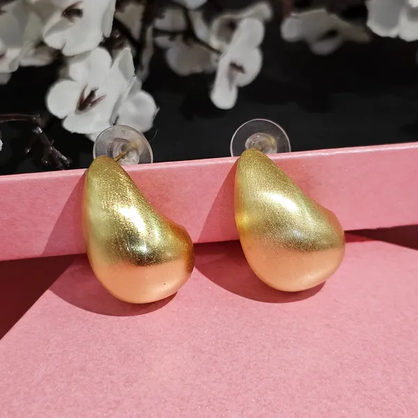 Gold_Plated_18K_Micro_Pear_Shape_Studs_For_Women