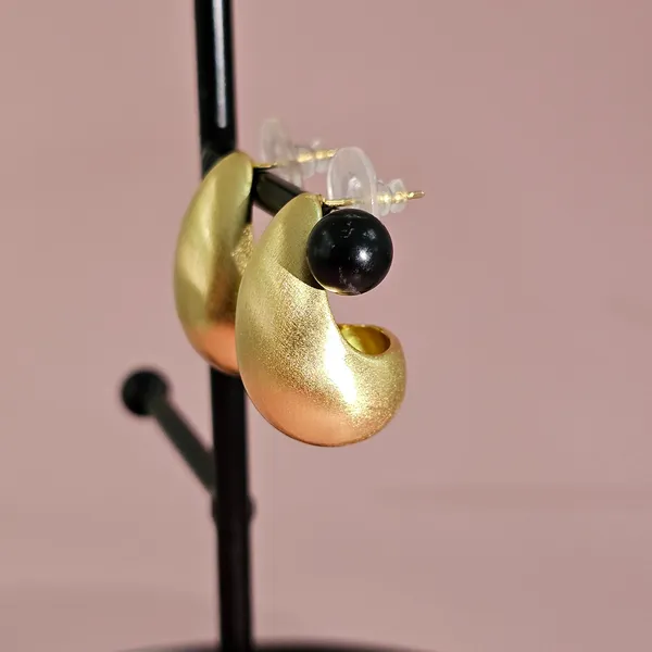 Gold_Plated_18K_Micro_Pear_Shape_Studs_For_Women