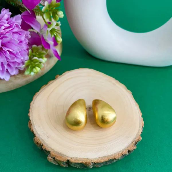 Gold_Plated_18K_Micro_Pear_Shape_Studs_For_Women