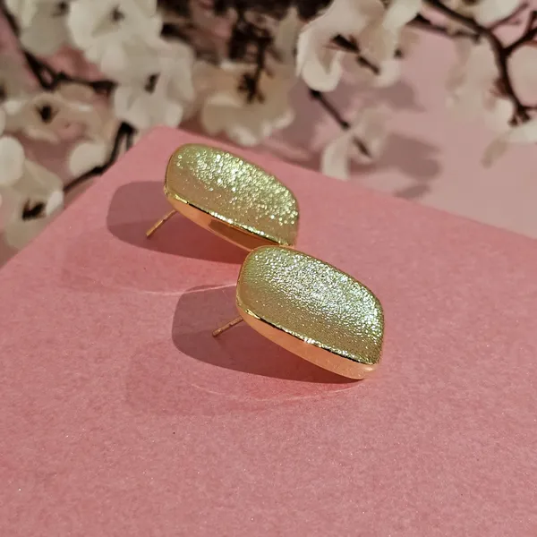 Gold_Plated_18K_Micro_Rectangle_Studs_For_Women