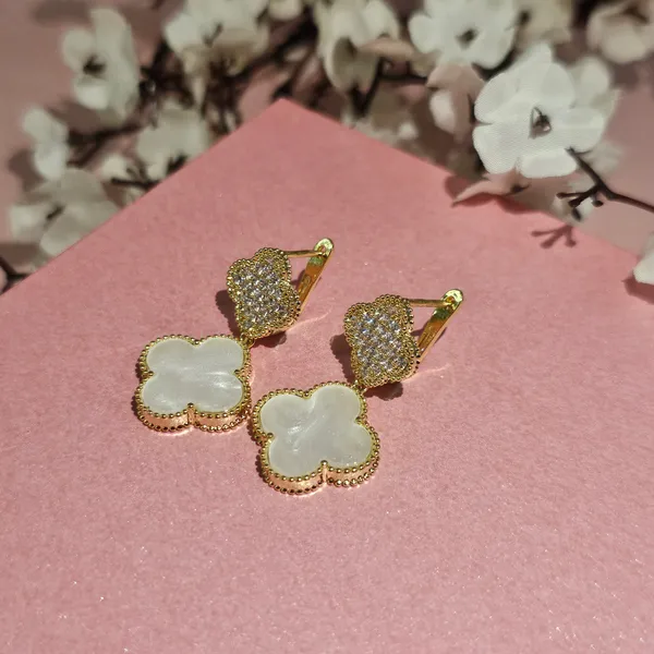 Gold_Plated_18K_Micro_Clover_Mop_Hanging_For_Women