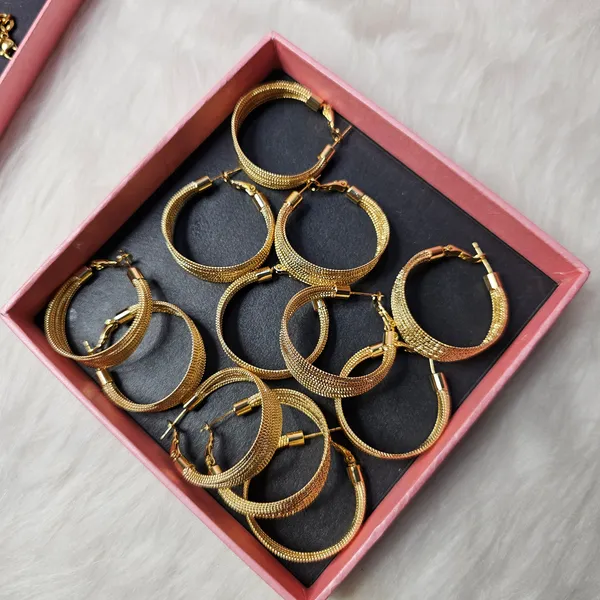 Gold_Plated_18K_Micro_Shimmering_Hoops_Earring_For_Women