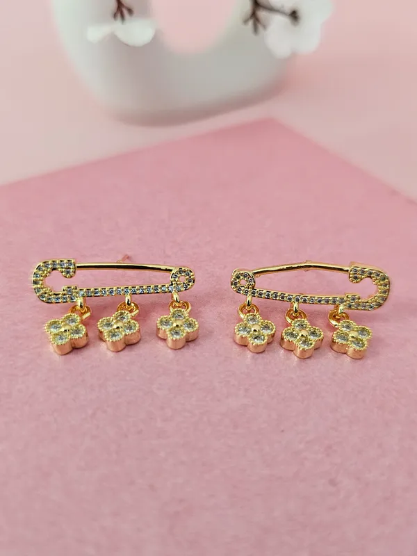 Gold_Plated_18K_Micro_Safety_Pin_Earrings_For_Women